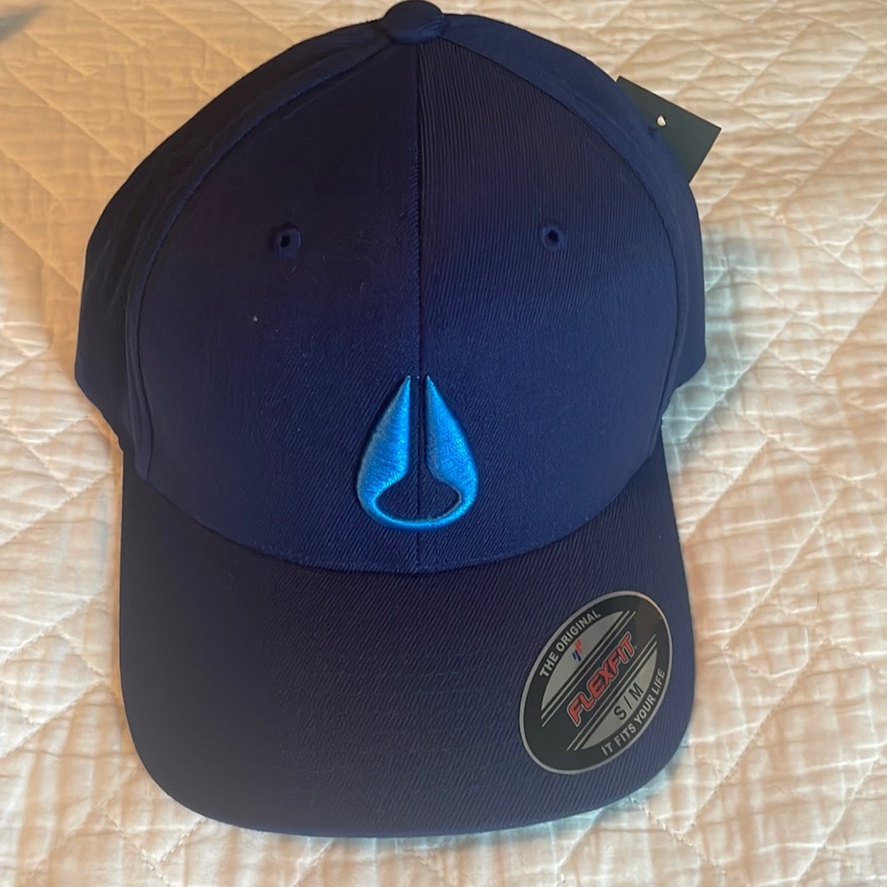NWT Nixon Surf Hat